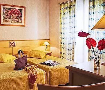 Le Massena 3* Ле-Канне