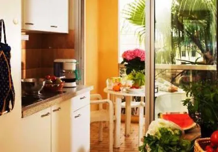 Aparthotel Le Massena 3*